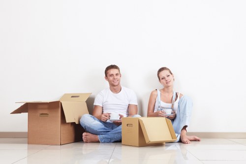 Van transport service for furniture and boxes in Belsize Park