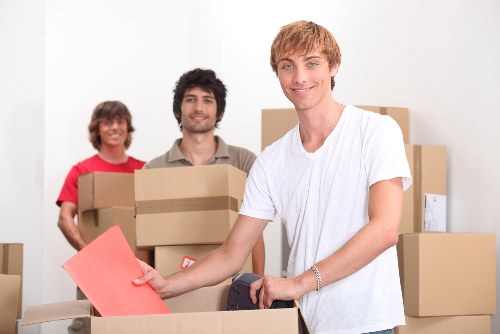 Residential relocation support in Belsizepark with careful handling